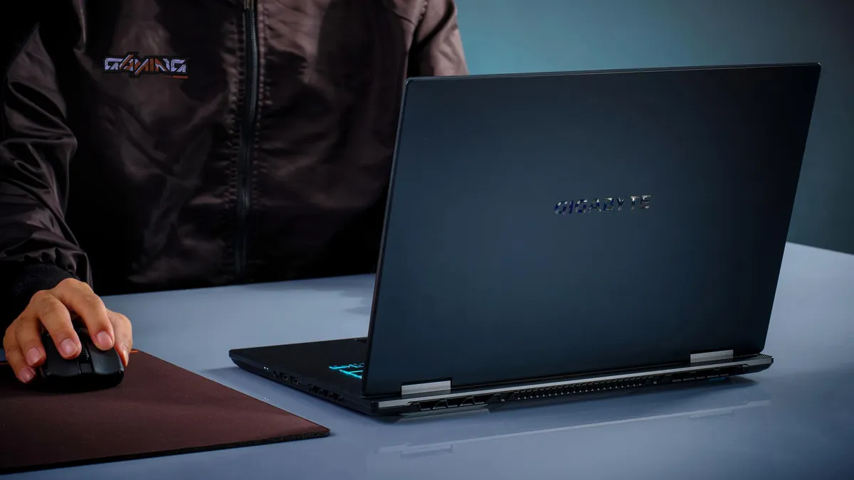 Ноутбук Gigabyte Gaming A16 (3THK3UA894SD) Black Steel - мініатюра 4