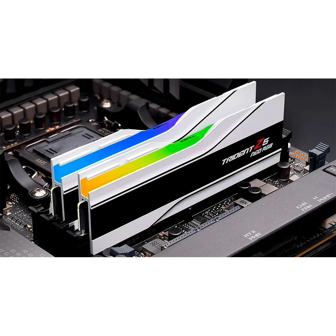 Модуль пам`ятi DDR5 2x16GB/6400 G.Skill Trident Z5 Neo RGB White (F5-6400J3239G16GX2-TZ5NRW) - мініатюра 4