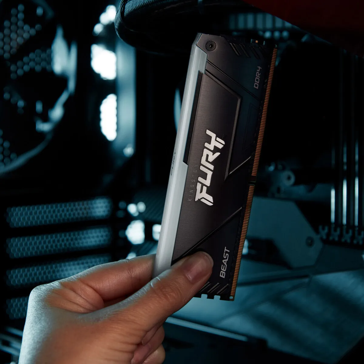Модуль пам`яті DDR4 16GB/3200 Kingston Fury Beast RGB (KF432C16BB12A/16WP) - мініатюра 9